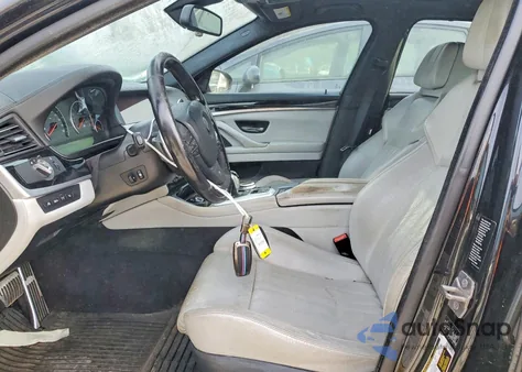 2013 BMW M5 z USA, uszkodzony, nr VIN WBSFV9C56DC772717